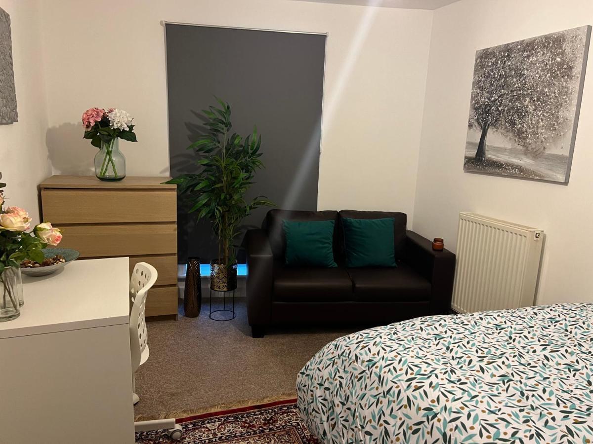 Poplar Guest House Лондон Экстерьер фото