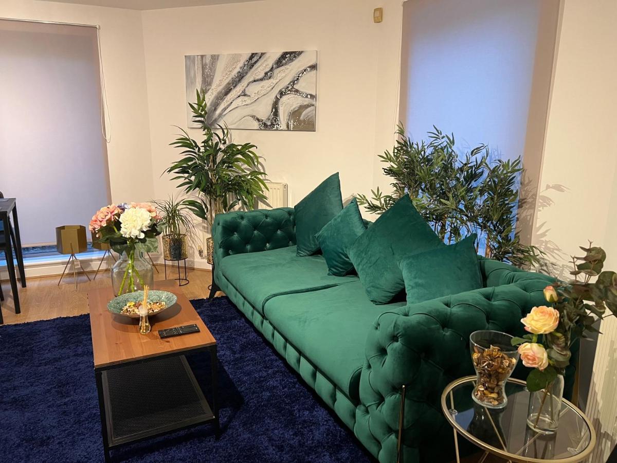 Poplar Guest House Лондон Экстерьер фото