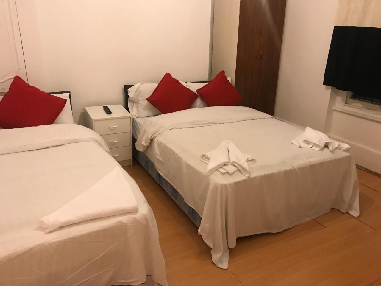 Poplar Guest House Лондон Экстерьер фото