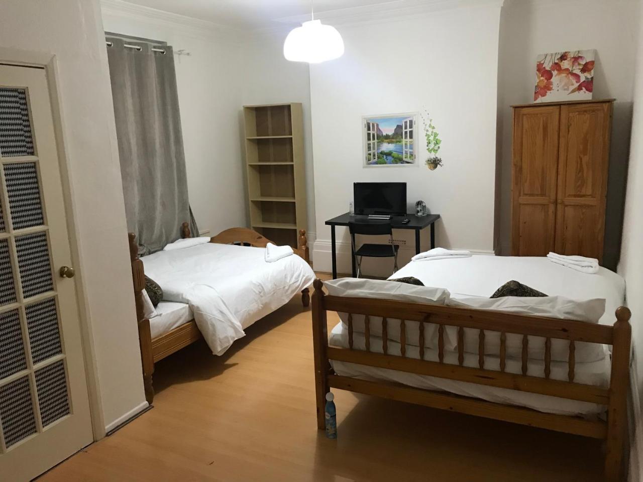 Poplar Guest House Лондон Экстерьер фото