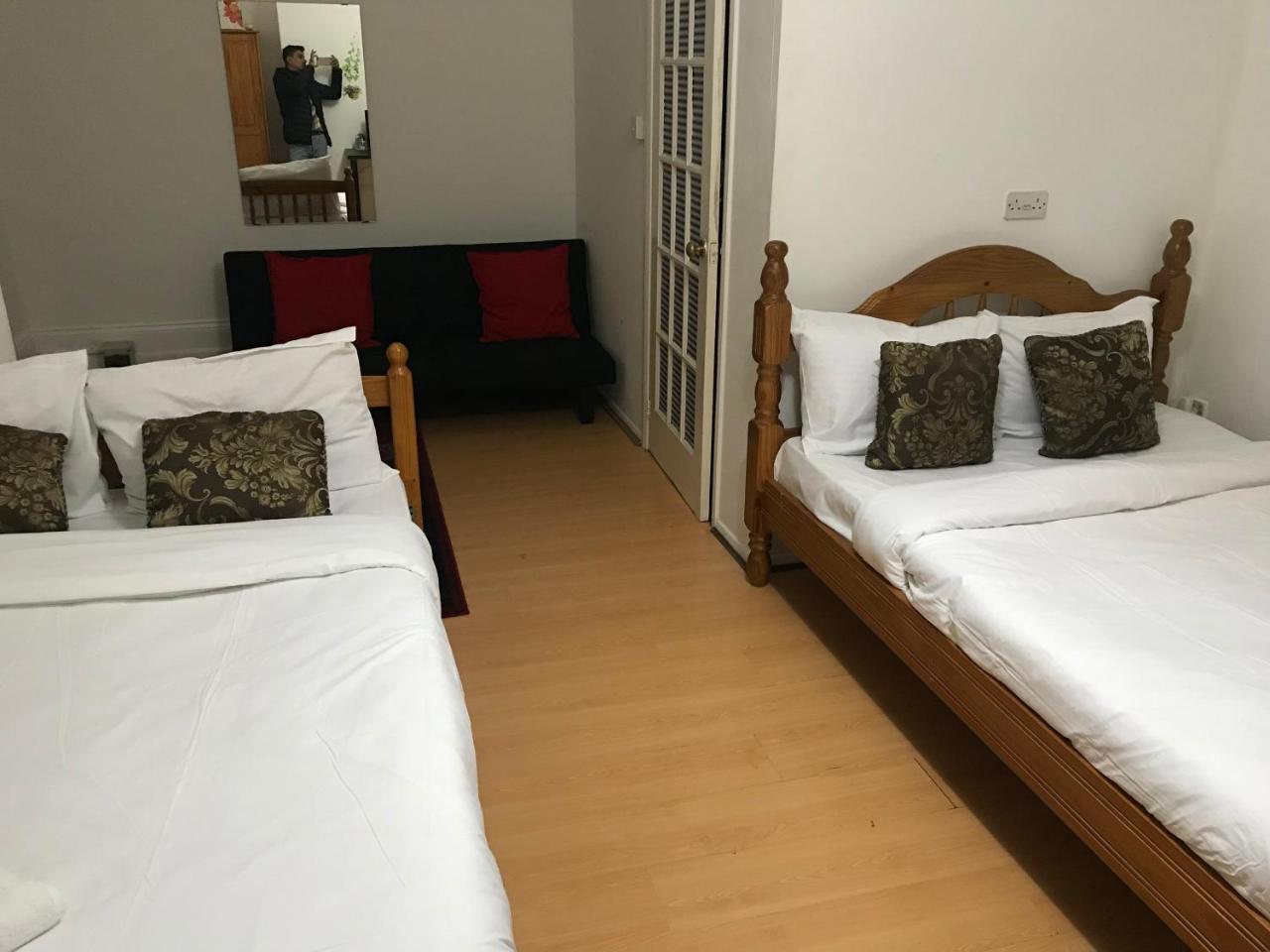 Poplar Guest House Лондон Экстерьер фото