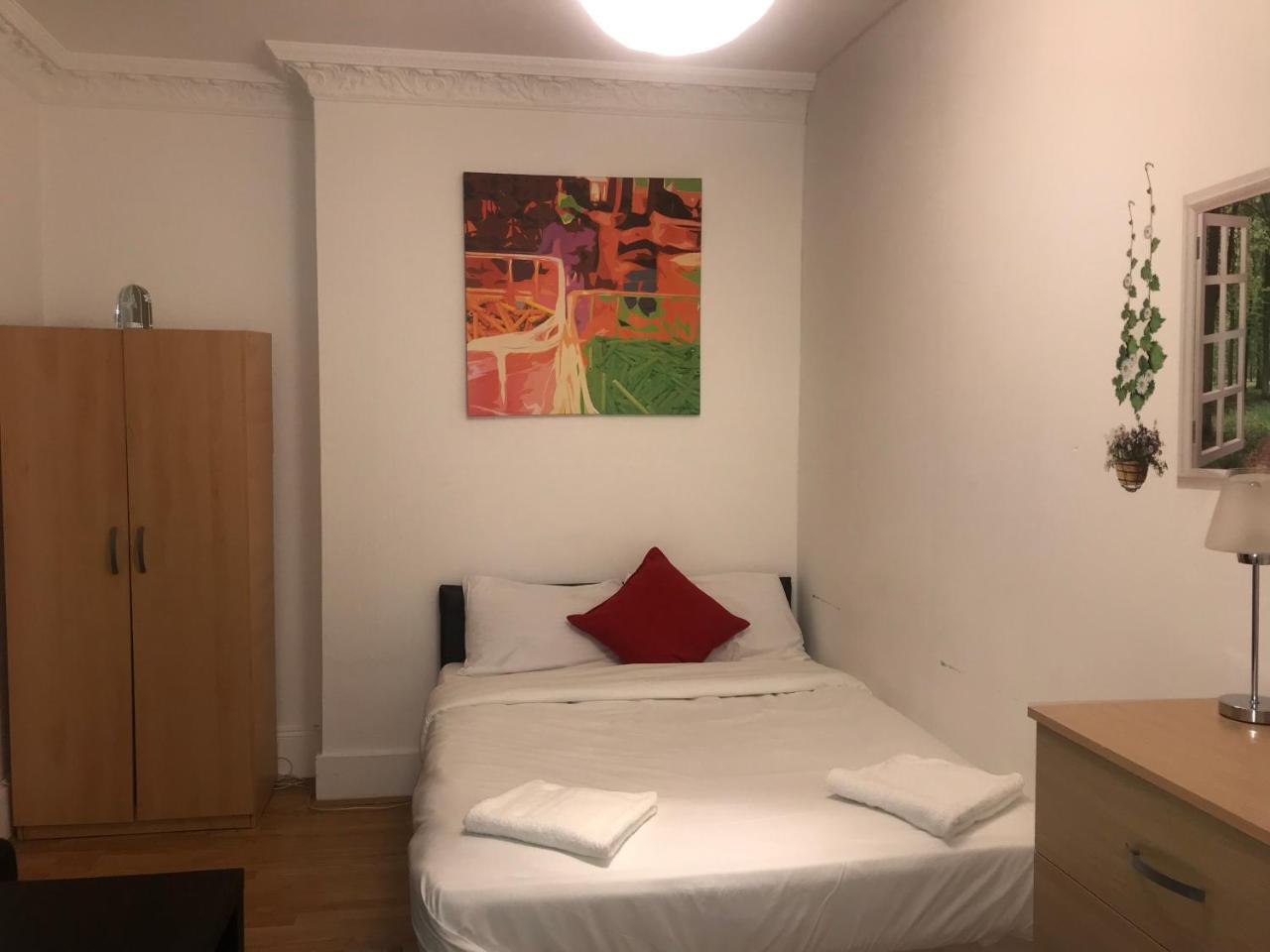 Poplar Guest House Лондон Экстерьер фото